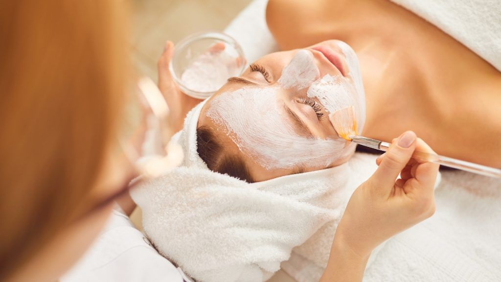 Tratamiento facial en Mels Beauty Spa